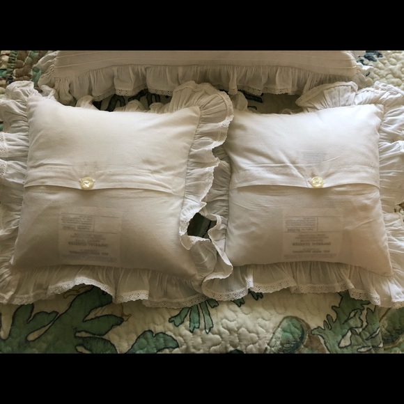 “Hugs”, “Kisses”, “PS I Love You”. Set of 3 Decorative Pillows. - Picture 7 of 8